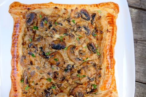 Creamy mushroom and thyme tart | eat. live. travel. write. Pizza Dough From Scratch, Mushroom Tart, Making Pizza Dough, Onion Tart, Frozen Puff Pastry, Awesome Recipes, Creamy Mushrooms, Puff Pastry Recipes, How To Make Pizza