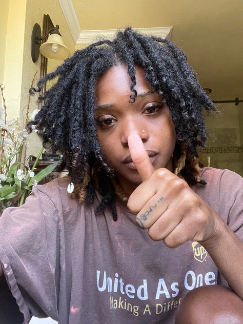 Mini Locs Black Women, Short Locs On Women, Loc Mullets, Short Thick Locs, Morning Hair, Short Locs, Short Locs Hairstyles, Dyed Hair Inspiration, Dread Hairstyles