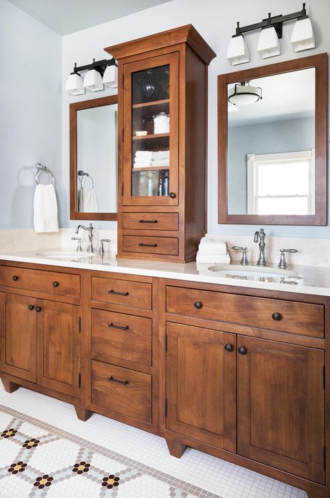 Craftsman Bathroom Vanity, Craftsman Bathroom Remodel, Craftsman Style Bathroom, Craftsman Style Bathrooms, Classic Bungalow, Arts And Crafts Bathroom, Craftsman Interiors, Craftsman Remodel, Craftsman Bathroom