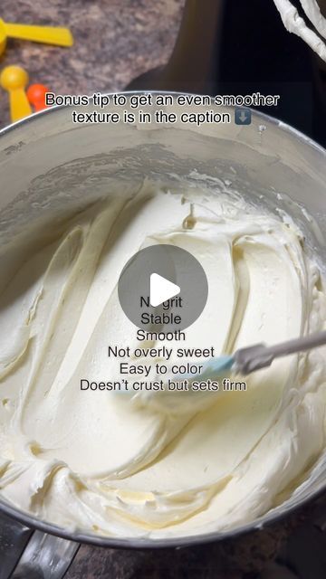 Cake Boss Buttercream Recipe, How To Stabilize Buttercream Frosting, Buttercream Piping Tips, How To Make Buttercream, Stiff Buttercream Recipe, Ganache Recipes, Cake Decorating Tutorials Videos, Vanilla Bean Frosting, French Buttercream