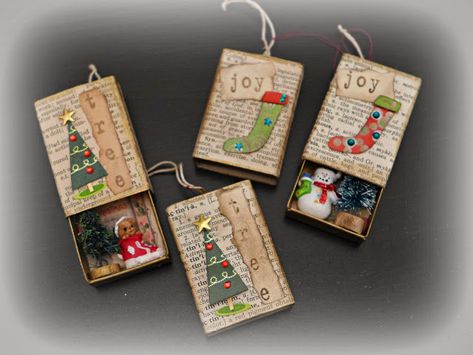 Matchbox Ideas, Matchbox Crafts, Match Boxes, Matchbox Art, Match Box, Miniature Christmas, Shadow Boxes, Xmas Ornaments, Xmas Crafts