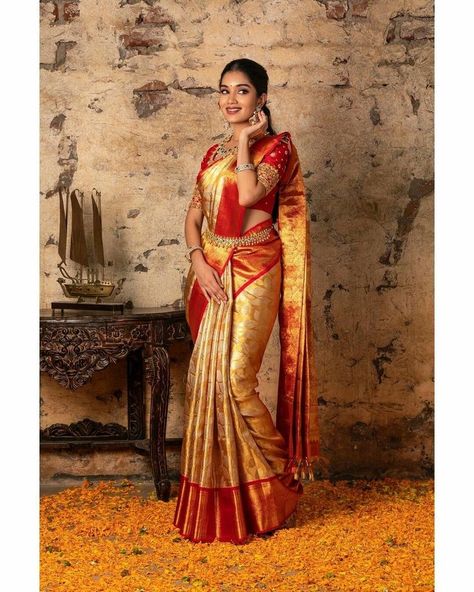 Pellikuthuru Look, Reception Sarees South Indian, Muhurtham Saree, Grand Saree, Exclusive Blouse Designs, Indian Wedding Bridesmaids, Pink Blouse Designs, South Indian Wedding Saree, Bridal Hairstyle Indian Wedding