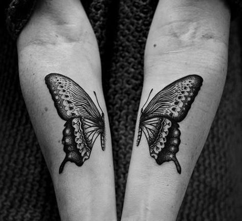 Split Tattoo Design, Split Butterfly Tattoo, Split Tattoos, Double Butterfly Tattoo, Best Butterfly Tattoos, Animal Tattoos For Women, Mom Daughter Tattoos, Hipster Tattoo, Ink Therapy