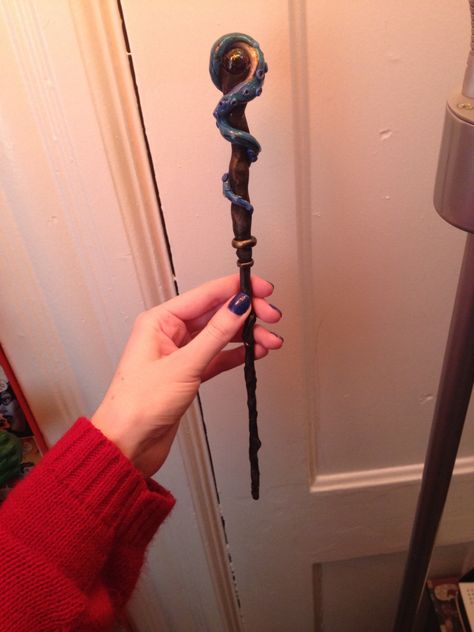 Handmade Kraken wand using polymer clay and acrylic paint Polymer Clay Wands, Polymer Clay Wand, Magic Wand Diy, Harry Potter Diy Wands, Clay Wand, Easy Clay Ideas, Diy Wands, Wand Designs, Magician Wand