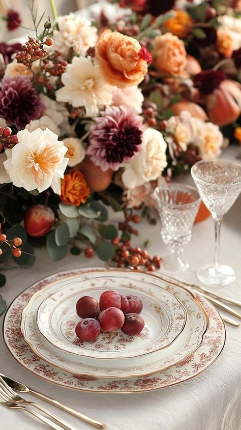 Elevate Your Thanksgiving Table: Rustic, Romantic, and Modern Decor Ideas — Living Bright Interiors Thanksgiving Setting, Minimalist Holiday Decor, Dark Wooden Table, Modern Decor Ideas, Unique Table Settings, Antique Candle Sticks, Style Guide Design, Dining Room Cozy, Minimalist Tables