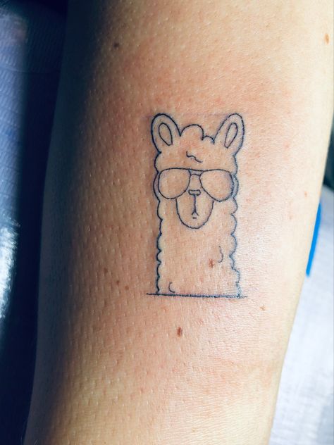 Matching Llama Tattoos, Alpaca Tattoo, Tat Fonts, Grinch Tattoo Ideas, Llama Tattoo, Grinch Tattoo, Most Beautiful Tattoos, Funky Tattoos, Weird Tattoos