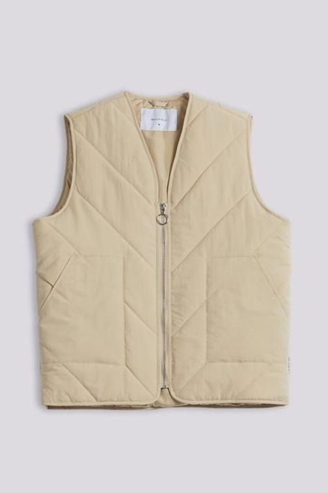 Vest Designs Men, Gilet Men Outfits, Vest Jacket Outfit Men, Vest Jacket Outfit, Gilet Men, Vest Outfits Men, Fashion Sketches Men, Quilted Gilet, Waistcoat Men