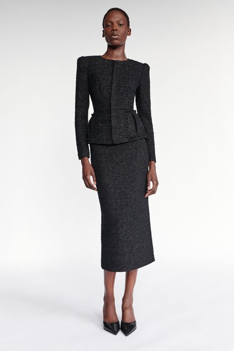 Grace Rose, Tweed Fashion, Roland Mouret Dress, Elegant Outfit Classy, 2025 Fashion, Stylish Work Attire, Royal Outfits, Woman Suit Fashion, Daytime Dresses