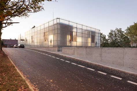 Nová Ruda kindergarten is encased in two layers of translucent fibreglass Interactive Pavilion, Glass Architecture, Architect Student, Kindergarten Lesson Plans, Architect Design House, Glass Facades, Brick Building, Facade Architecture, Facade Design