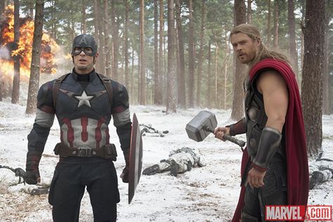 Cap & Thor Captain America And Thor, Robert Downey Jr., Avengers Film, Avengers 2, Chris Hemsworth Thor, Summer Movie, James Spader, Avengers Age Of Ultron, New Avengers