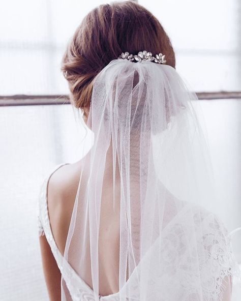 Bridal Hair Veil, Fingertip Veil, Tulle Veil, Veil Accessories, Anna Campbell, Stil Boho, Bridal Comb, The Veil, Wedding Veils