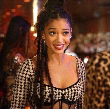 Actresses Under 30, Samantha Logan, Savannah Smith, Olivia Baker, Black Actresses, Cute Lazy Outfits, Tv Couples, Twist Braids, Dancing Queen