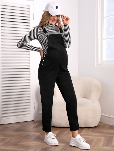 SHEIN Maternity Patched Pocket Overall Jumpsuit Without TeeI discovered amazing products on SHEIN.com, come check them out! Maternity Hoodie Outfit, Black Overalls Pregnant Outfit, Fall Maternity Outfits Shein, First Trimester Outfits Summer, Cute Maternity Outfits Casual, Pregnant Jumpsuit Outfit, Cute Maternity Outfits For Fall, Modern Maternity Outfits, Maternity Outfits Jeans