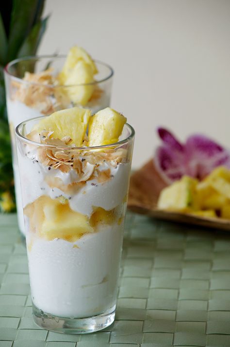 Hawaiian Pineapple Coconut Parfait Pineapple Yogurt, Pineapple Yogurt Parfait, Pineapple Yogurt Bowl, Homemade Parfait, Fresh Fruit Yogurt Parfait, Fruit Yogurt Granola Parfait, Greek Yogurt Parfait, Pineapple Coconut, Banana Split