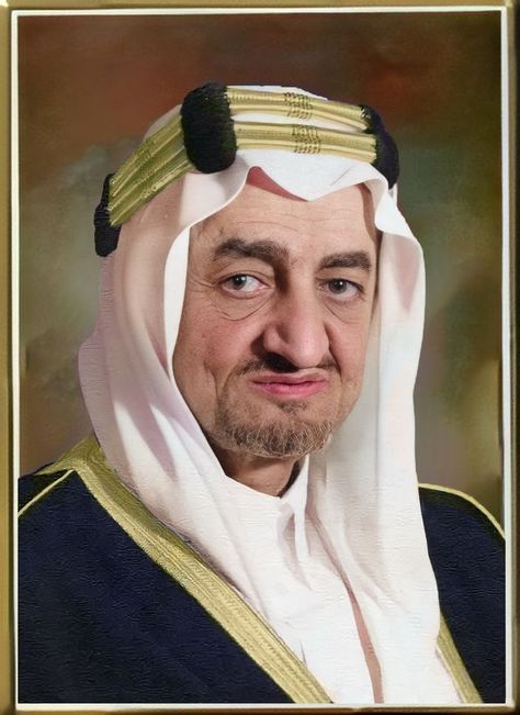 King Abdul Aziz, Kuwait National Day, King Faisal, Saudi Arabia Flag, Great King, المملكة العربية السعودية, Oil Painting Portrait, Quotes For Book Lovers, Important People