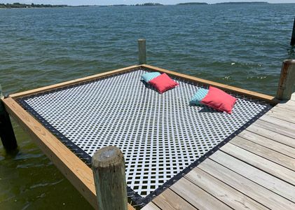 Lake Boat Dock Ideas, Floating Boat Dock Ideas, Boat Docks Ideas Design, Pond Dock Ideas, Floating Dock Ideas, Boat Dock Ideas Lakeside, Lake Dock Ideas, Dock Ideas Lakeside, Dock Hammock