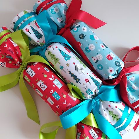 Fabric Reusable Crackers Fabric Crackers Diy, Fabric Crackers, Diy Fabric Christmas Crackers, Fabric Christmas Crackers, How To Make Your Own Christmas Crackers, Reusable Fabric Christmas Crackers, Material Christmas Crackers, Reusable Christmas Crackers, Diy Christmas Crackers