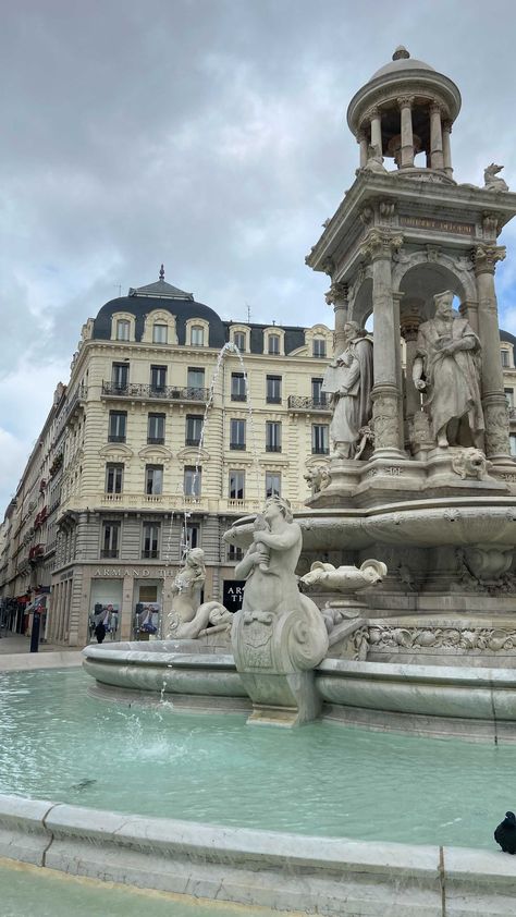 Place des Jacobins in Lyon, France 🤍 Fountain, Lyon, Parisian Vibe, Parisian Chic, French Architecture, Travel Wanderlust, France Aesthetic French Aestethic, Lyon France Aesthetic, France Travel Aesthetic, France Vibes, French Aesthetics, Paris Vibe, France Pictures, French Vibes, French Trip