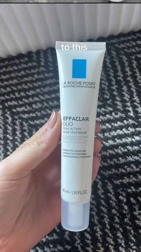 La Roche Posay Acne, Facial Routine Skincare, Effaclar Duo, La Roche Posay Effaclar, Skin Care Routine Order, Clear Skin Tips, Benzoyl Peroxide, Healthy Skin Tips, Facial Skin Care Routine