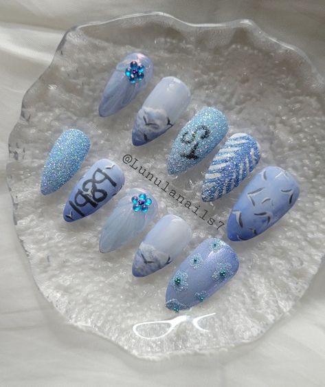 DM me on Instagram @lunulanails7 if you're interested in customizing your own set! https://www.instagram.com/lunulanails7?igsh=MTRpcWJvMzFjaGs2NA== Nails Taylor Swift, Taylor Swift Nails, Taylor Swift Party, Taylor Swift Birthday, Taylor Swift Fan Club, Taylor Swift Tour Outfits, Estilo Taylor Swift, Taylor Swift Cute, Pretty Nail Art Designs