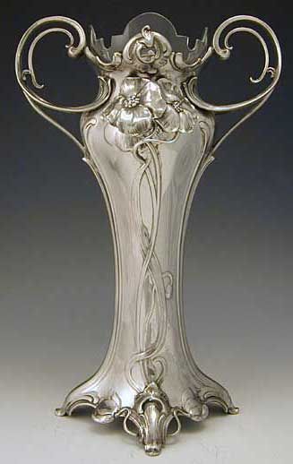 Quartz Calacatta, Art Nouveau Vase, Design Art Nouveau, Metal Objects, Silver Vase, 카드 디자인, Antique Pottery, Art Nouveau Design, Large Vase