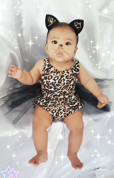 Leopard Print Tutu Romper / Note: Headband and Accessories Not | Etsy Leopard Halloween Costume, Cake Smash Photo Shoot, Leopard Halloween, Leopard Costume, Tiger Print Dress, Headband Accessories, Baby Leopard, Smash Cake Photoshoot, Cake Smash Photos