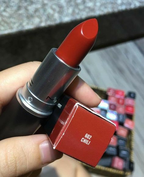 Retro Lipstick, Mac Nude Lipstick, Beauty Eye Makeup, Winter Lip Color, Mac Lipstick Colors, Best Mac Lipstick, Mac Lipstick Shades, Lipstick Tattoos, Lip Colours