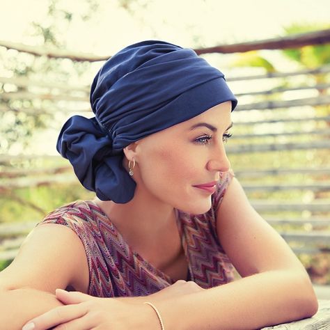 How to Tie a Headscarf: Five Popular Ways to Tie A Headscarf Chemo Head Scarf, Cotton Turban, Silk Scarf Hair, Head Scarf Styles, Black Iris, Unique Fits, Turban Style, Raquel Welch, Chemo Hat