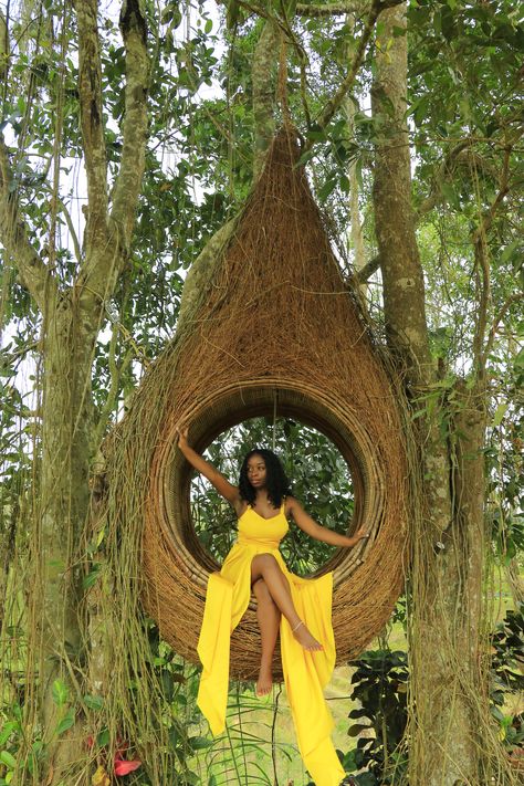 Bali swing in Bali , Indonesia Bali Swing, Bali Outfit, Bali Dress, Blk Women, The Color Yellow, Bali Beach, Floating Market, Bali Beaches, Floral Bath