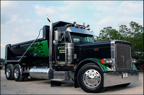 Peterbilt Dump Trucks, Truck And Tractor Pull, Dump Trucks For Sale, Equipment Trailers, Dumper Truck, Custom Big Rigs, Peterbilt 379, Tipper Truck, Peterbilt Trucks