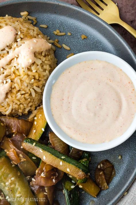 Hibachi White Sauce, Japanese White Sauce, Hibachi Vegetables, Hibachi Fried Rice, Hibachi Steak, Hibachi Restaurant, Creamy Dipping Sauce, Okra Fries, Creamy White Sauce