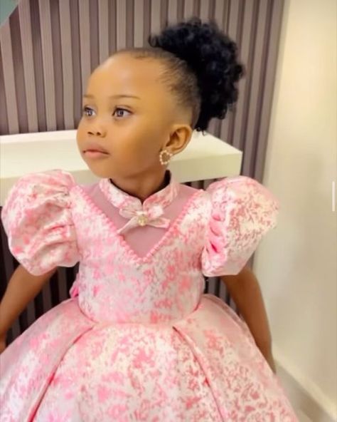 Damask Styles For Children, Damask Styles For Kids, Damask Dress For Kids, Damask Gown Styles For Children, Damask Gown Styles, Latest Bubu Gown Style, Bubu Gown, Bubu Gown Styles, Damask Dress