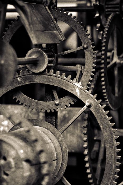 I chose this picture because i feel that the black and white of this image creates a real contrast that makes each individual gear stand out more. Old Clock, Affinity Photo, Black And White Photograph, Industrial Photography, Dark Soul, Ex Machina, Industrial Revolution, Industrial Art, Mechanical Engineering