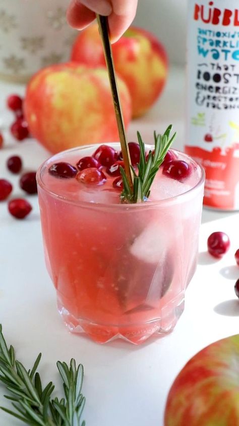 Thanksgiving is a week away! We've got the perfect BUBBL'R cocktail for your holiday gathering! Try our Cherry-Apple Moscow Mule! 🍒🍎 Find the full recipe on our website. Cheers! ✨ Cocktail Drinks Alcoholic, Cherry Apple, Yummy Alcoholic Drinks, Liquor Drinks, Natural Caffeine, Wild Cherry, Mixed Drinks Recipes, Homemade Drinks, Christmas Menu