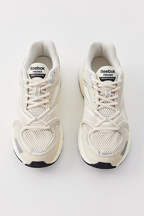 Reebok RBK Premier Road Plus IV Sneaker Reebok Women Sneakers, Reebok Retro, Pretty Shoes Sneakers, Tennis Sneakers, Reebok Sneakers, Street Shoes, Sport Shoes Women, Reebok Women, Reebok Shoes