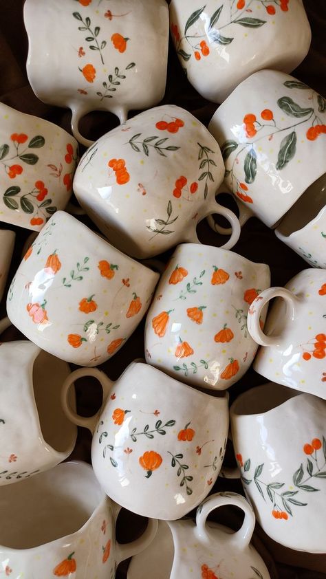 Керамическая кружка ручной работы осенняя атмосфера кружка с осенним принтом Ceramic mugs with orange floral patterns stacked together for a cozy aesthetic. | Sky Rye Design Fall Mugs Pottery, Autumn Mug Design, Pottery Painting Fall Ideas, Autumn Mug Painting Ideas, Fall Painted Pottery, Autumn Ceramic Painting, Pottery Painting Pumpkin, Autumnal Pottery Painting, Autumn Pottery Ideas