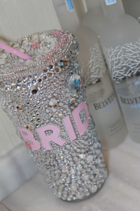 How to make a kickass diamond cup. Love this idea. Bride Cup, Bling Wedding, Personalized Bride, Fairytale Wedding, Here Comes The Bride, Friend Wedding, Fun Wedding, Adele, Wedding Shower