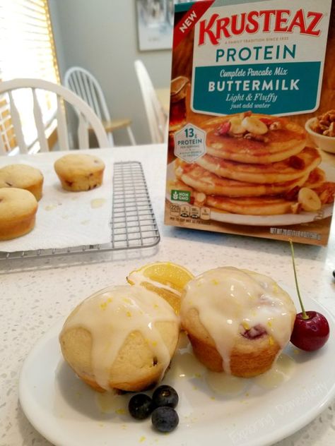 Protein Pancake Muffins with Lemon Protein Glaze ⋆ Exploring Domesticity Krusteaz Protein Pancake Mix Recipes, Protein Pancake Mix Recipes, Protein Pancake Muffins, Pancake Mix Muffins Recipe, Krusteaz Pancake Mix Recipes, Pancake Mix Uses, Pancake Mix Muffins, Lemon Protein, Krusteaz Pancake Mix