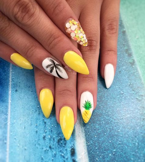 Pineapple Stiletto Nail Art Nail Structure, Pineapple Nails, Beach Nail Designs, Beach Nail, American Nails, Yellow Nail Art, Summer Designs, Stiletto Nail Art, Art Summer