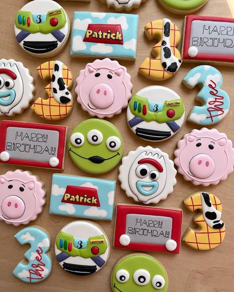 Toy Story Themed 3rd Birthday Party, 2 Infinity And Beyond Birthday Cookies, Toy Story Cookies 3rd Birthday, Toy Story Birthday Cookies, Disney Themed Cookies, Toy Story Cookies 2nd Birthday, Two Infinity And Beyond Cookies, Toy Story Sugar Cookies, Toy Story Birthday Party Ideas 3