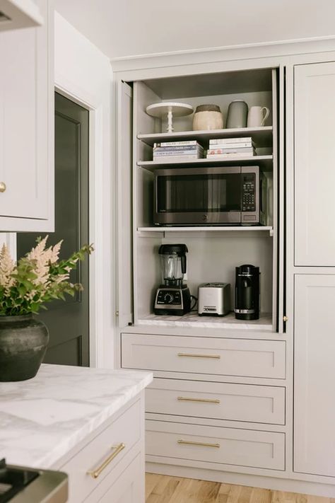 Hidden Microwave, Appliance Garage, Kitchen Cabinet Doors, Smart Kitchen, Butler's Pantry, Transitional Kitchen, Pantry Design, Luxury Kitchens, Kitchen Redo