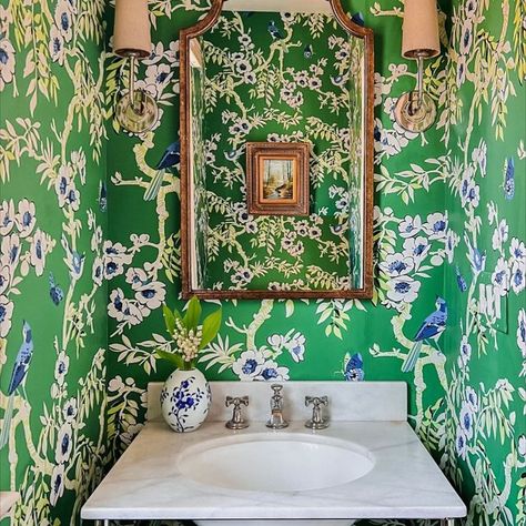 T20841 YUKIO Wallpaper Green from the Thibaut Eden collection Green Blue Wallpaper, Bathroom Decor Neutral, Construction Wallpaper, Simple Bathroom Renovation, Modern Powder Room, Bathroom Redecorating, Bathroom Inspiration Colors, Funky Wallpaper, Guest Bathroom Decor