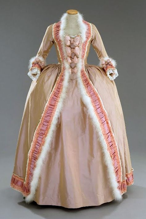 TBT: Marie-Antoinette (2006) | Frock Flicks Marie Antoinette Costume Design, Roccoco Dresses, Marie Antoinette Dress, Sophia Coppola, Marie Antoinette Dresses, 18th Century Dresses, Marie Antoinette 2006, Antoinette Dress, 18th Century Dress