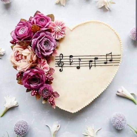 Music Themed Cakes, Music Cakes, Heart Shaped Cake, Music Cake, Heart Cakes, Shaped Cake, Creative Cake Decorating, Heart Shaped Cakes, Cake Decorating Frosting