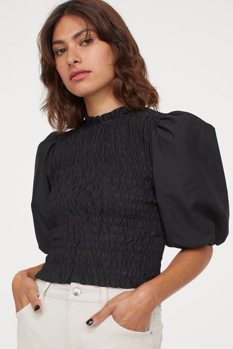 H&M Puff-Sleeved Smocked Blouse Fall Color Trend, Short Blouse, Smocked Blouse, Short Blouses, Smock Blouse, Garment Pattern, Ruffled Collar, Ruffle Collar, H&m Women