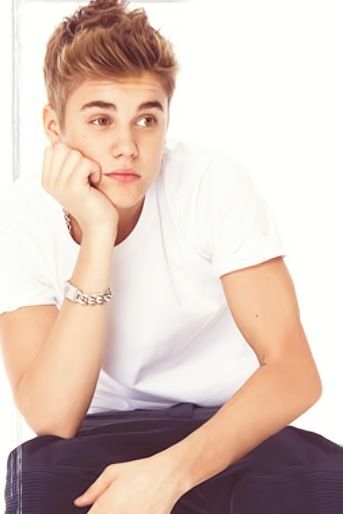 justin bieber Wallpapers Download-12 Beauty And A Beat, Justin Bieber Style, Justin Bieber Images, Justin Bieber Wallpaper, Justin Bieber Photos, Justin Bieber Pictures, I Love Justin Bieber, Love Justin Bieber, Justin Beiber