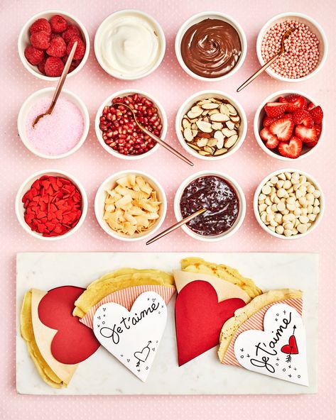 Crêpe Station Crepe Bar Ideas, Crepe Station, Crepe Party, Crepe Bar, French Themed Parties, Crepes Party, Valentines Brunch, Homemade Crepes, Breakfast Station