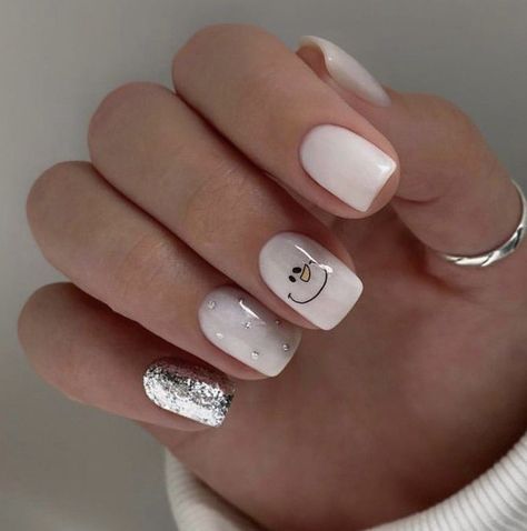 Easy Winter Nail Designs, Classy Christmas Nails Simple, Beige Nail Designs, Simple Christmas Nails, Beige Nail, Beige Nails Design, Winter Designs, Long Almond, Square Nail