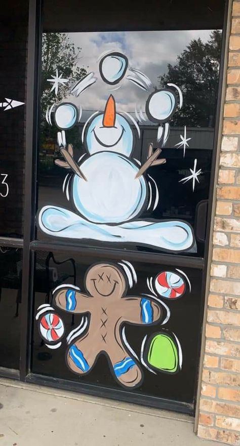 Diy Window Painting Christmas, Window Christmas Art Ideas, Christmas Paint On Windows, Painted Holiday Windows, White Board Christmas Ideas, Window Holiday Painting, Window Painting For Christmas, Window Paintings Christmas, Winter Window Art Ideas