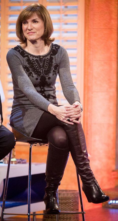 Fiona Bruce, Zendaya Outfits, Curvy Women Jeans, Tv On The Radio, Woman Crush, Leather Pants, Stockings, Women Jeans, Actresses